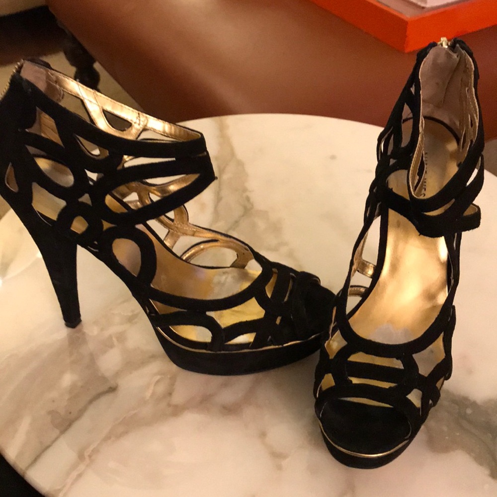 Black Suede Lace Platform Pump with Gold Trim